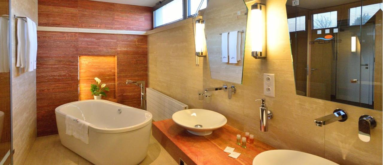Antonie Hotel****Superior Frydlant Bagian luar foto